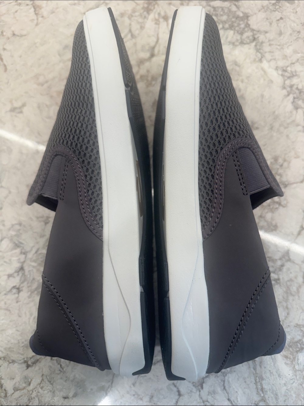 OluKai Lae‘ahi Men’s Slip-On Sneakers | Dark Gray Mesh - Picture 5 of 8
